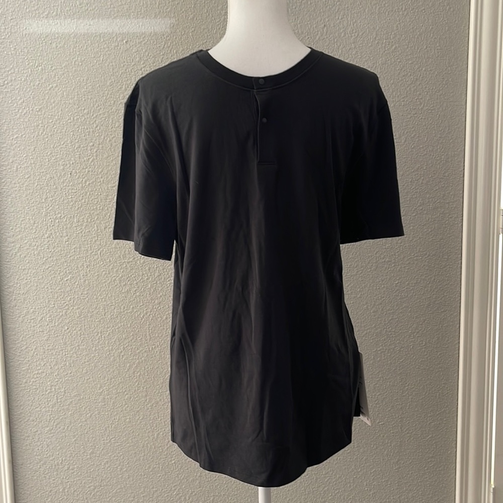 Lululemon 5 Year Basic SS Henley